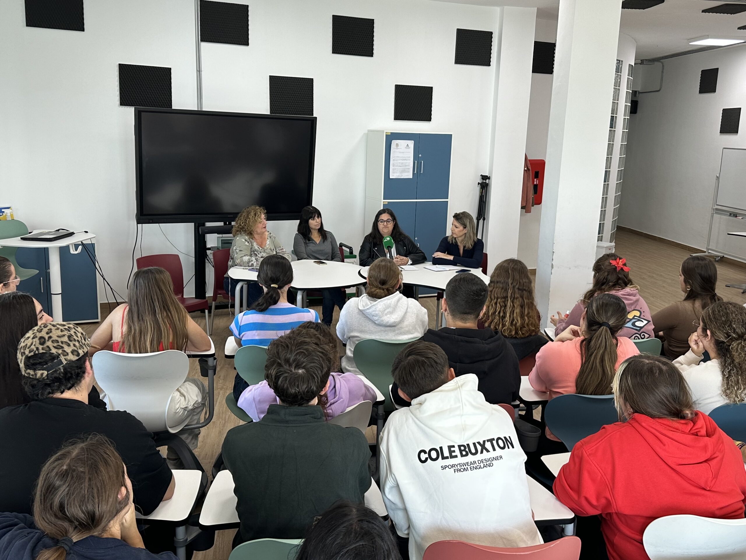 La APC pone sobre la mesa el tratamiento mediático del deporte femenino en la provincia